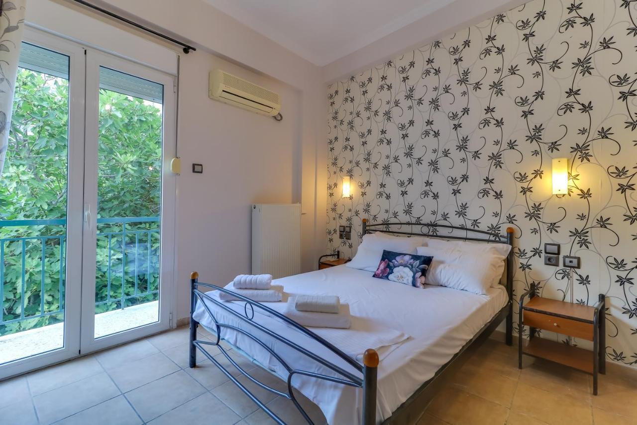 Hoteleros Dionysos Athens Афіни Екстер'єр фото