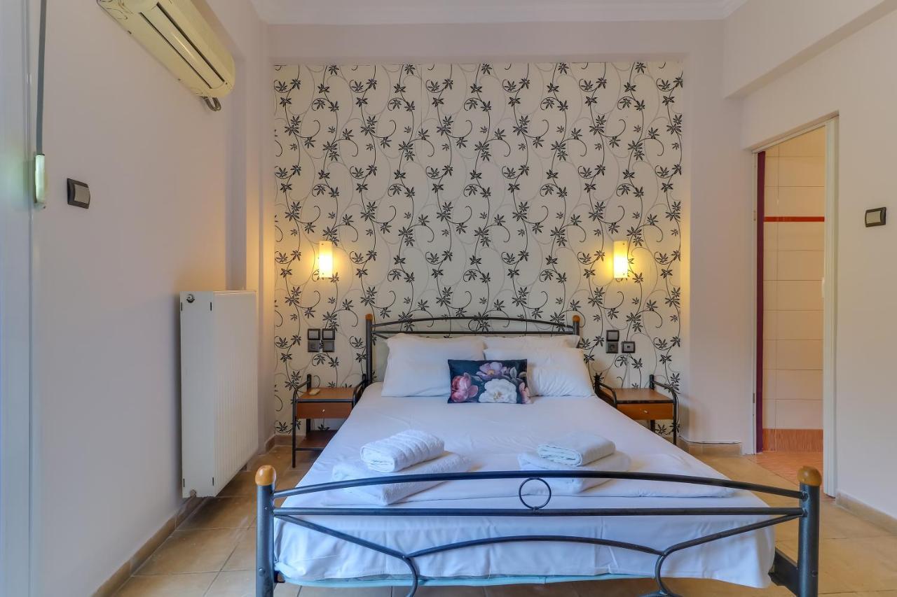 Hoteleros Dionysos Athens Афіни Екстер'єр фото