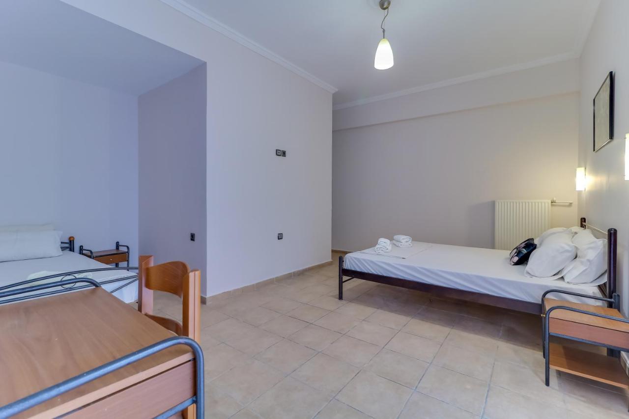 Hoteleros Dionysos Athens Афіни Екстер'єр фото