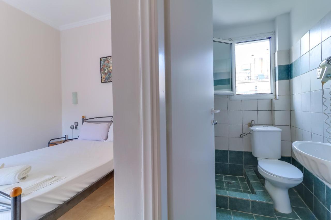 Hoteleros Dionysos Athens Афіни Екстер'єр фото